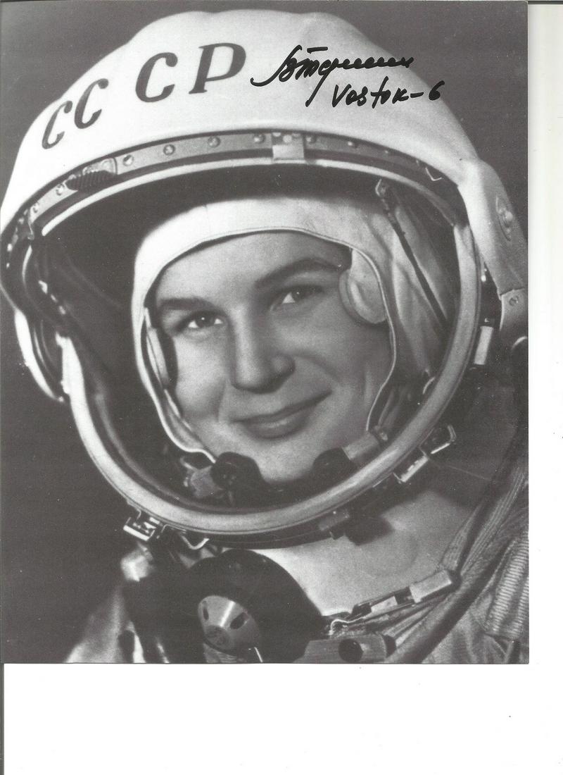 1st space woman Valentina Tereshkova signed 10 x 8 inch (1 of 1)