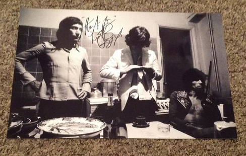 Charlie Watts signed Rolling Stones 12x8 black and: Charlie Watts signed Rolling Stones 12x8 black and white photo. Charles Robert Watts (born 2 June 1941) is an English drummer, best known as a member of the Rolling Stones since 1963. . Good Condition