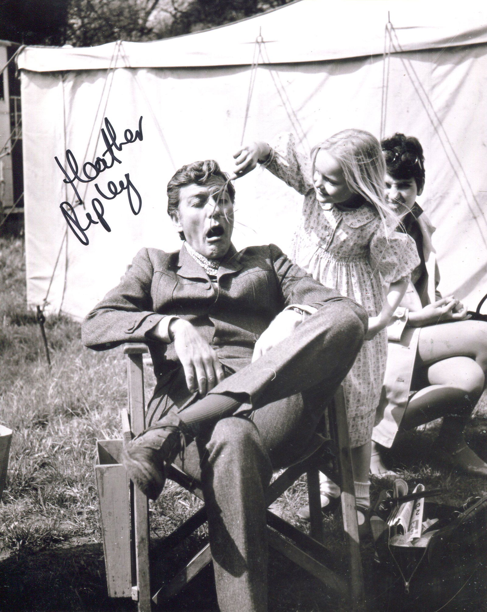 Chitty Chitty Bang Bang 8x10 movie photo signed by: Chitty Chitty Bang Bang 8x10 movie photo signed by child actress Heather Ripley. Good condition. All autographs come with a Certificate of Authenticity. We combine postage on multiple winning lots and