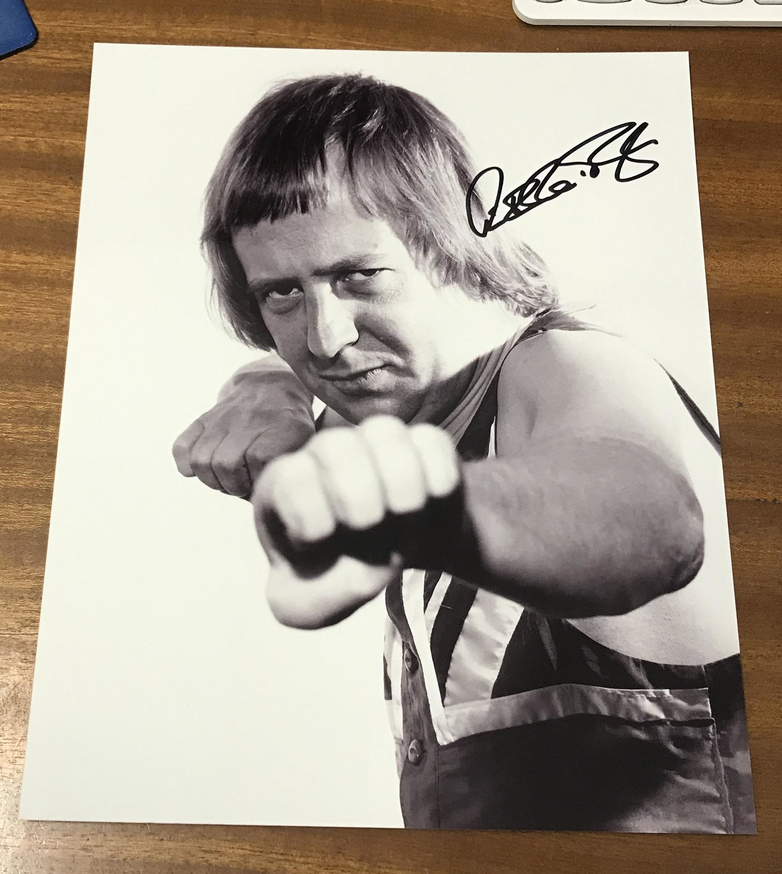 Tim Brooke Taylor Signed 10x8 Black And White Photo.: Tim Brooke Taylor Signed 10x8 Black And White Photo. Good condition. All autographs come with a Certificate of Authenticity. We combine postage on multiple winning lots and can ship worldwide. UK post