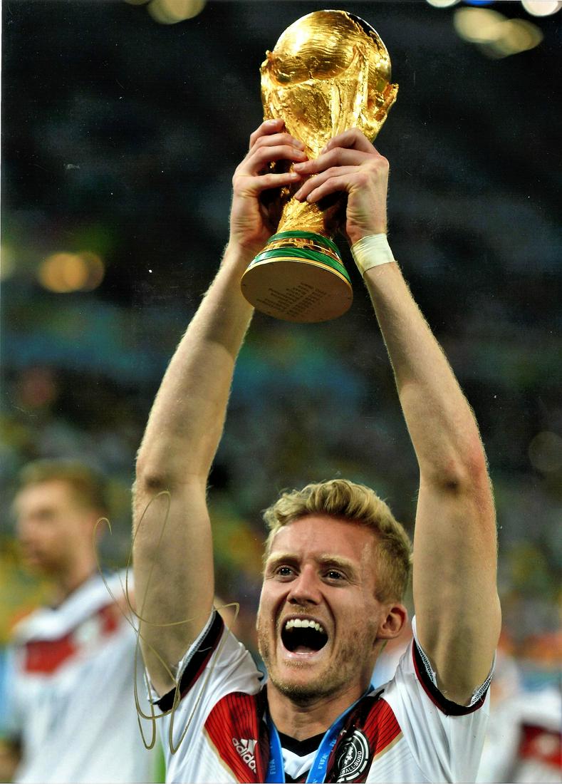 Football Andre Schurrle signed 16x12 colour photo (1 of 1)