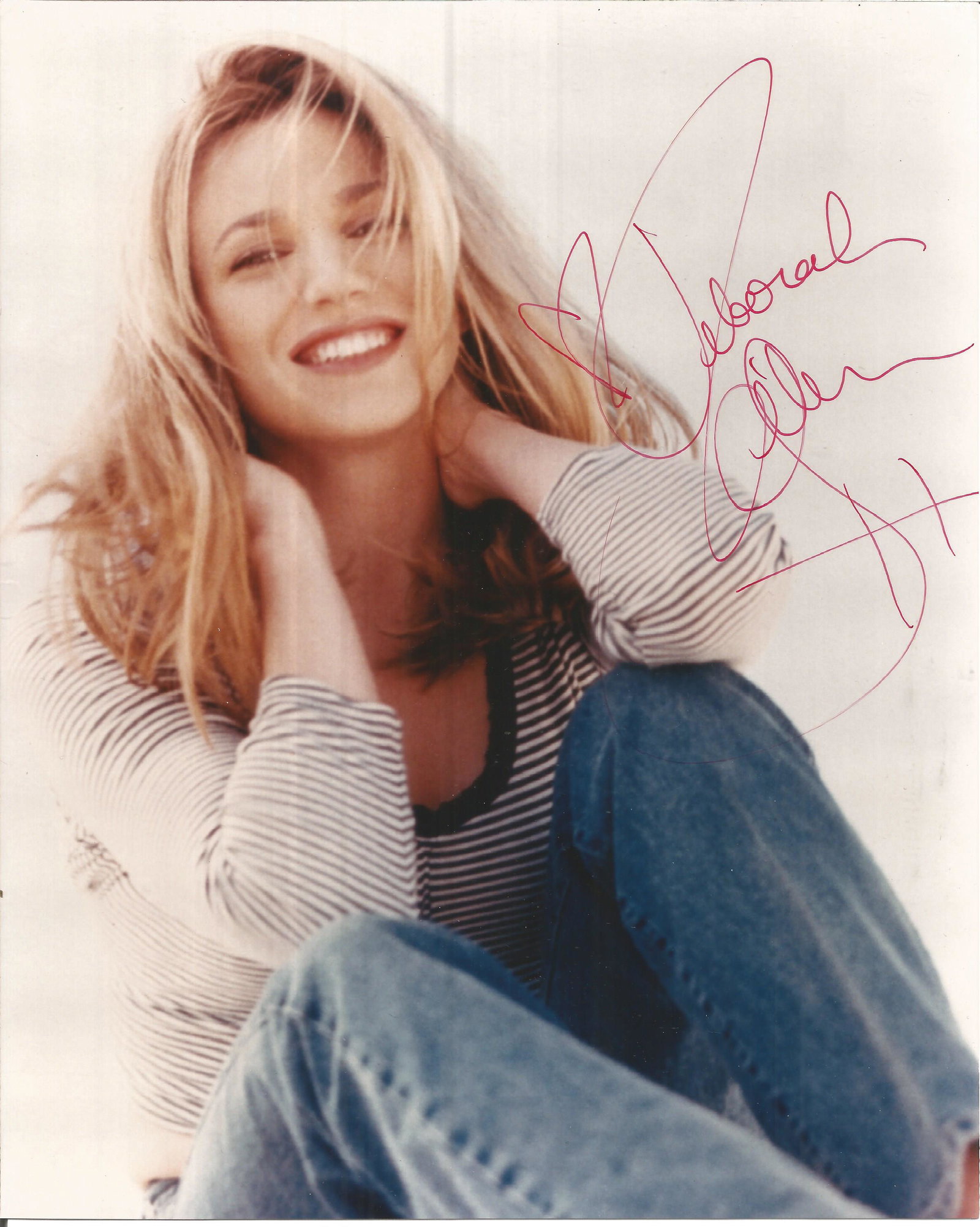 Deborah Gibson signed 8 x 10 colour photo in very good: Deborah Gibson signed 8 x 10 colour photo in very good condition with small crease on top corner. All autographs come with a Certificate of Authenticity. We combine postage on multiple winning lots an