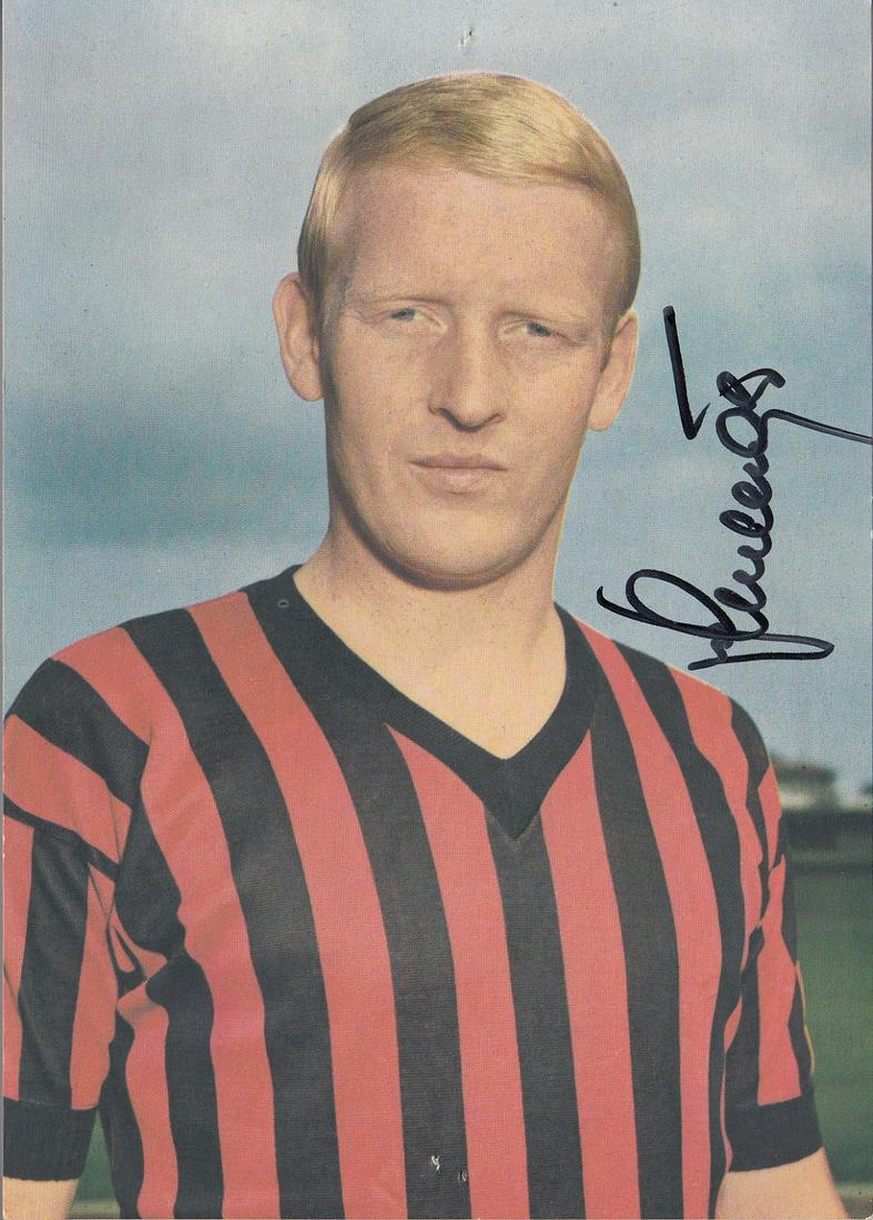 Autographed Karl-Heinz Schnellinger Postcard, Issued By (1 of 1)