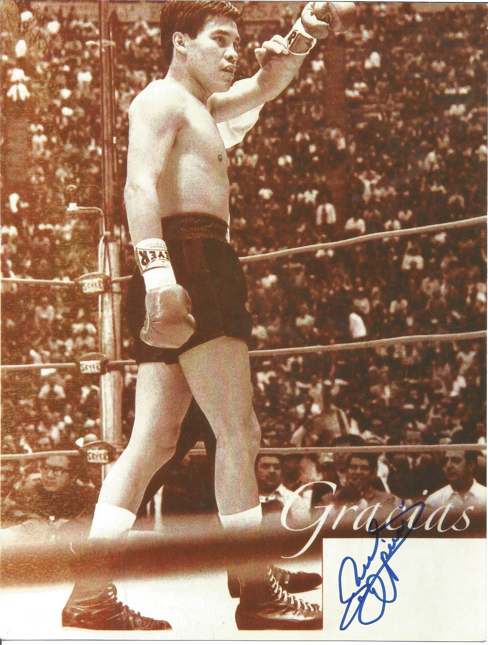 Boxing Ruben Olivares signed 10x8 black and white: Boxing Ruben Olivares signed 10x8 black and white photo. RubÃ©n Olivares Avila (born January 14, 1947) in Bondojito, a Mexico City s suburb, is a Mexican former boxer and actor, and a member of the 