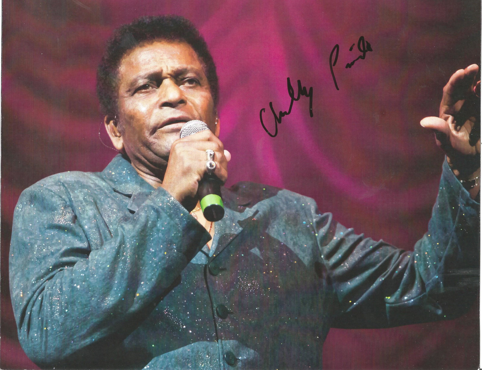 Charley Pride signed 10x8 colour photo. Charley Frank: Charley Pride signed 10x8 colour photo. Charley Frank Pride (March 18 , 1934 - December 12 , 2020) was an American singer , guitarist , and professional baseball player. His greatest musical success c