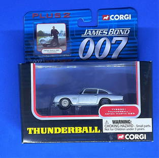 James Bond 007 Corgi Plus 2 Aston Martin DBS die cast: James Bond 007 Corgi Plus 2 Aston Martin DBS die cast model from Thunderball includes 007 Data card in original box. Good condition. We combine postage on multiple winning lots and can ship worldwide.