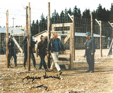 Angus Lennie signed 10x8 Great Escape colour photo.: Angus Lennie signed 10x8 Great Escape colour photo. Angus Wilson Lennie (18 April 1930 14 September 2014) was a Scottish film and theatre character actor with a 50 year career span. His numerous