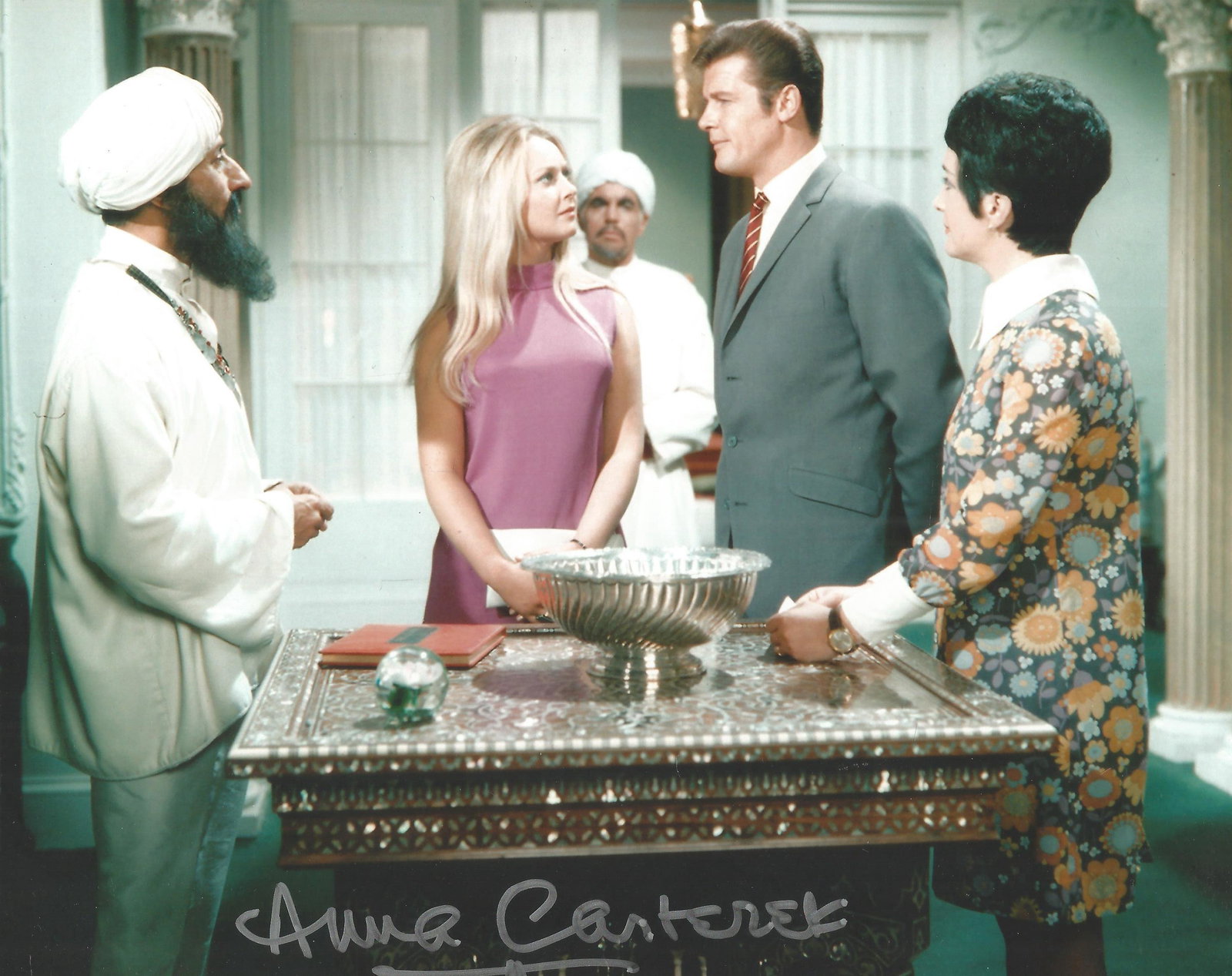 Anna Carteret The Saint signed black and white 10 x 8 (1 of 1)