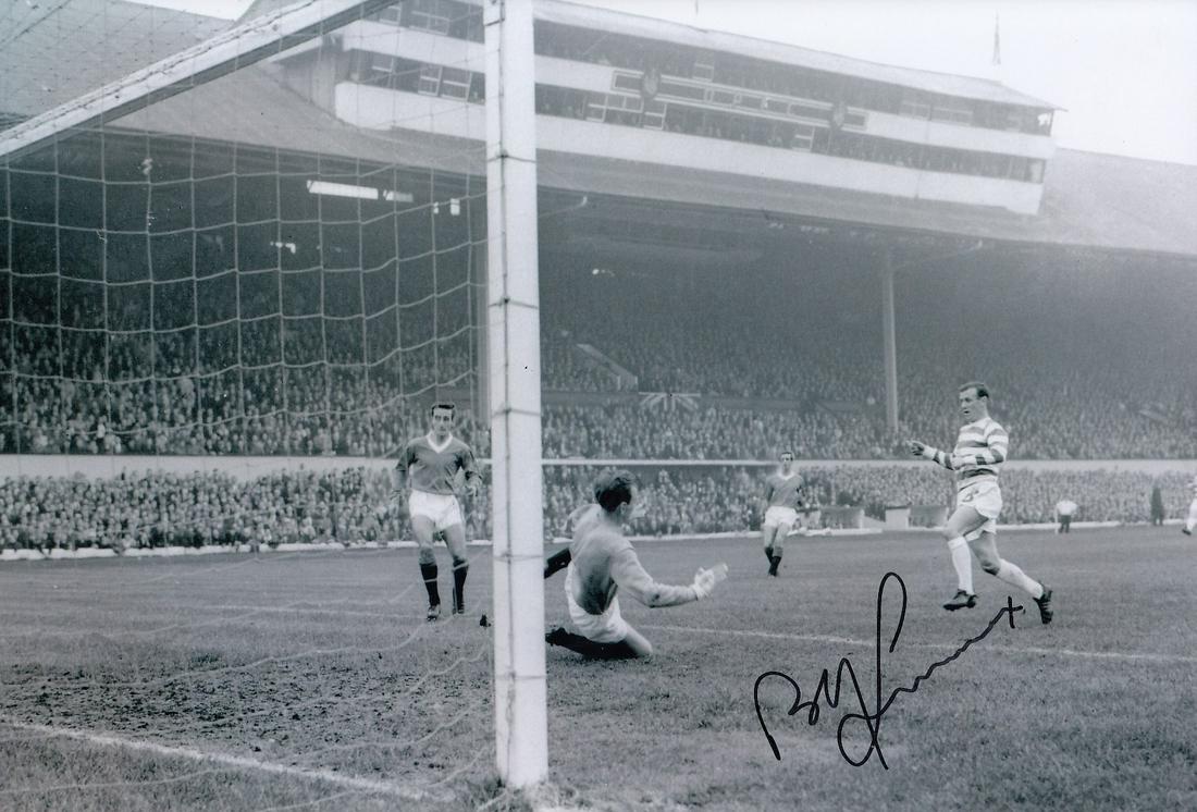 Autographed BOBBY LENNOX 12 x 8 inch football photo (1 of 1)