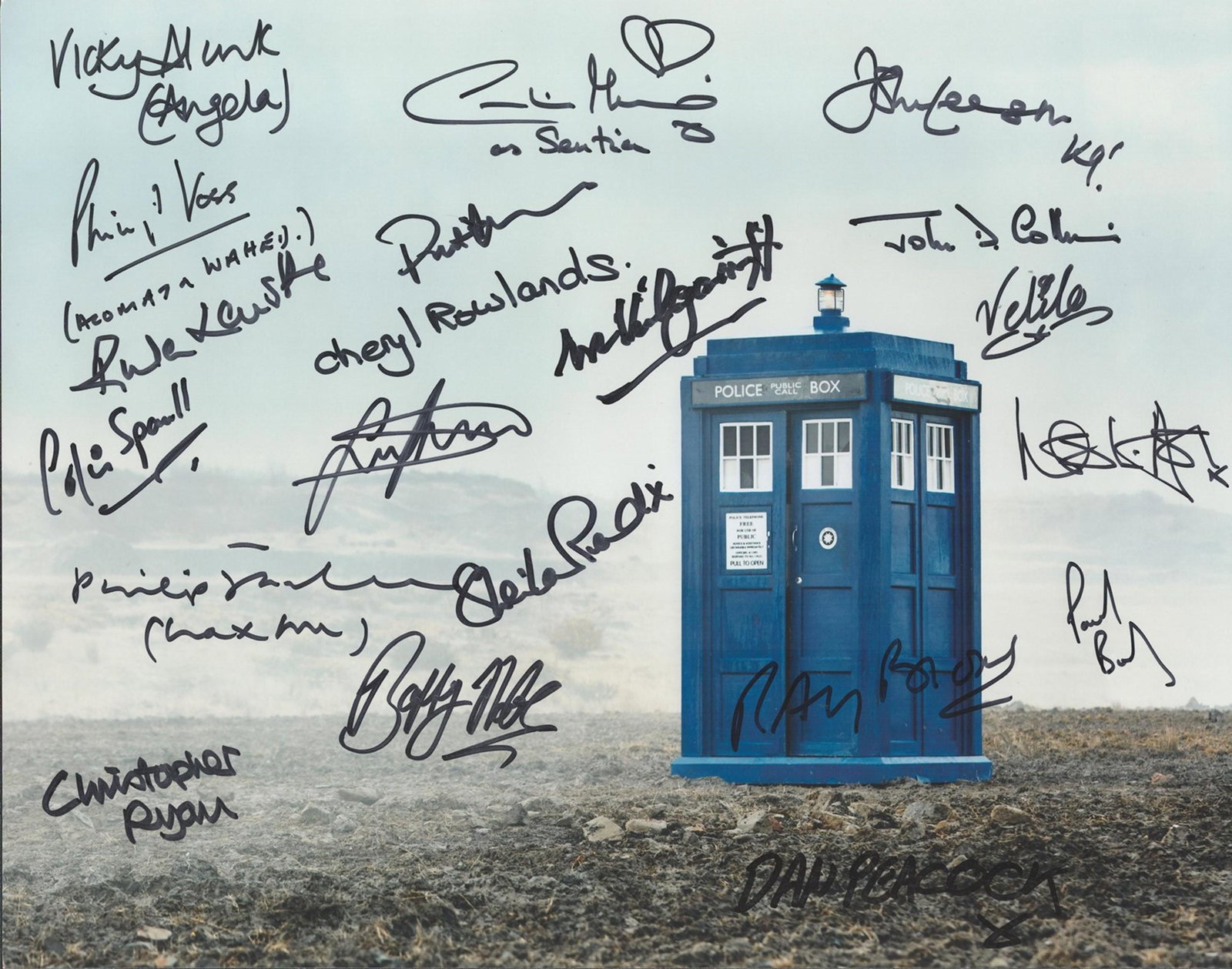 Dr Who 16x12 multi signed photo signed by 18 stars from (1 of 1)