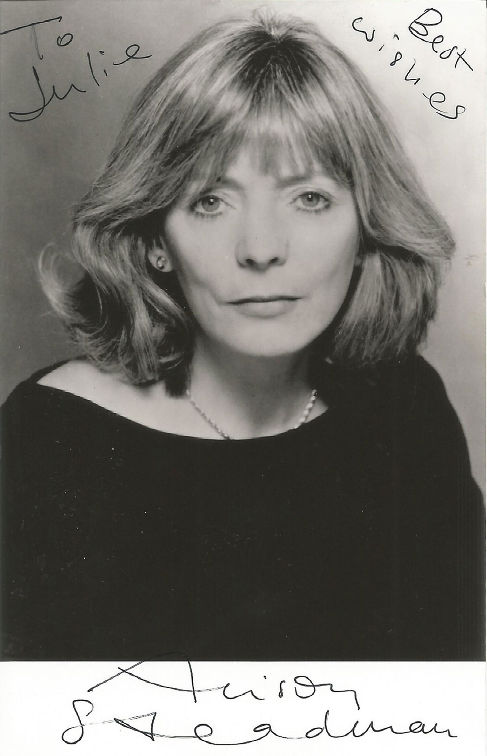 Alison Steadman signed 6x4 black and white photo (0141) on Oct 29