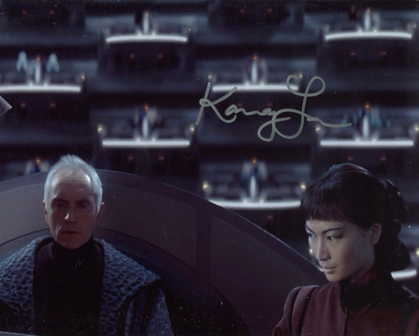 Star Wars 8x10 scene photo signed by actress Kamay Lau (1 of 1)