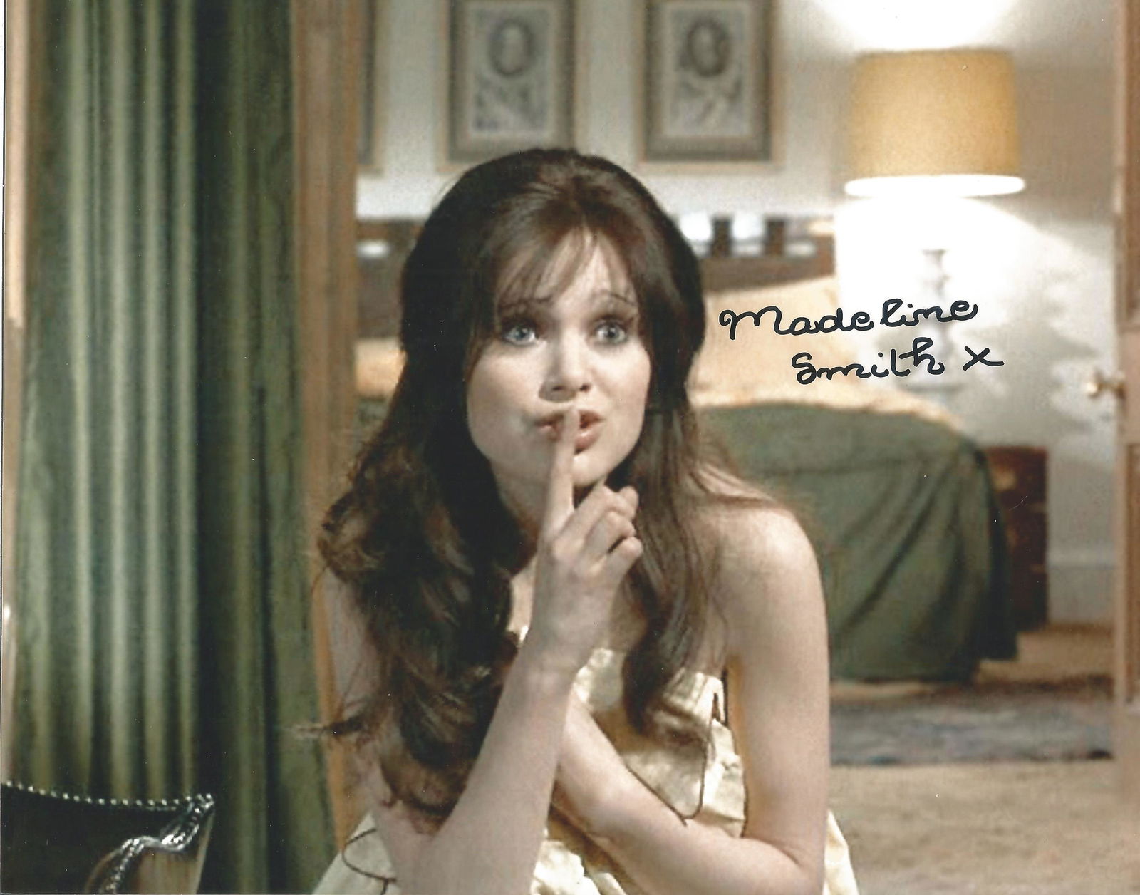 Madeline Smith Handsigned 10x8 Colour Photo. Smith is (1 of 1)