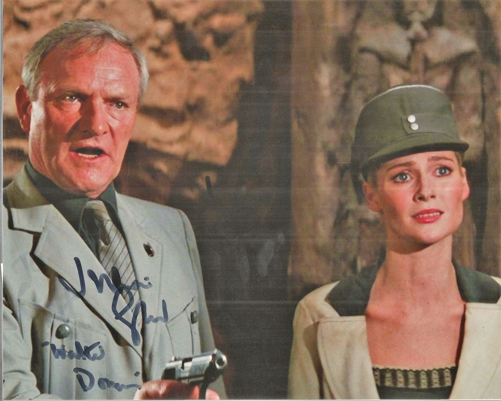 Julian Glover signed 10x8 Indiana Jones colour photo.: Julian Glover signed 10x8 Indiana Jones colour photo. Julian Wyatt Glover CBE born 27 March 1935 is an English classical actor with many stage, television and film roles since commencing his career in