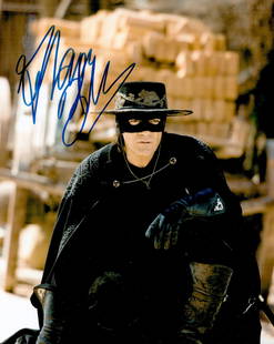 Antonio Banderas signed 10x8 Zorro colour photo. JosÃ©: Antonio Banderas signed 10x8 Zorro colour photo. JosÃ© Antonio DomÃ­nguez Bandera, born 10 August 1960, known professionally as Antonio Banderas, is a Spanish actor, director, producer and singer.