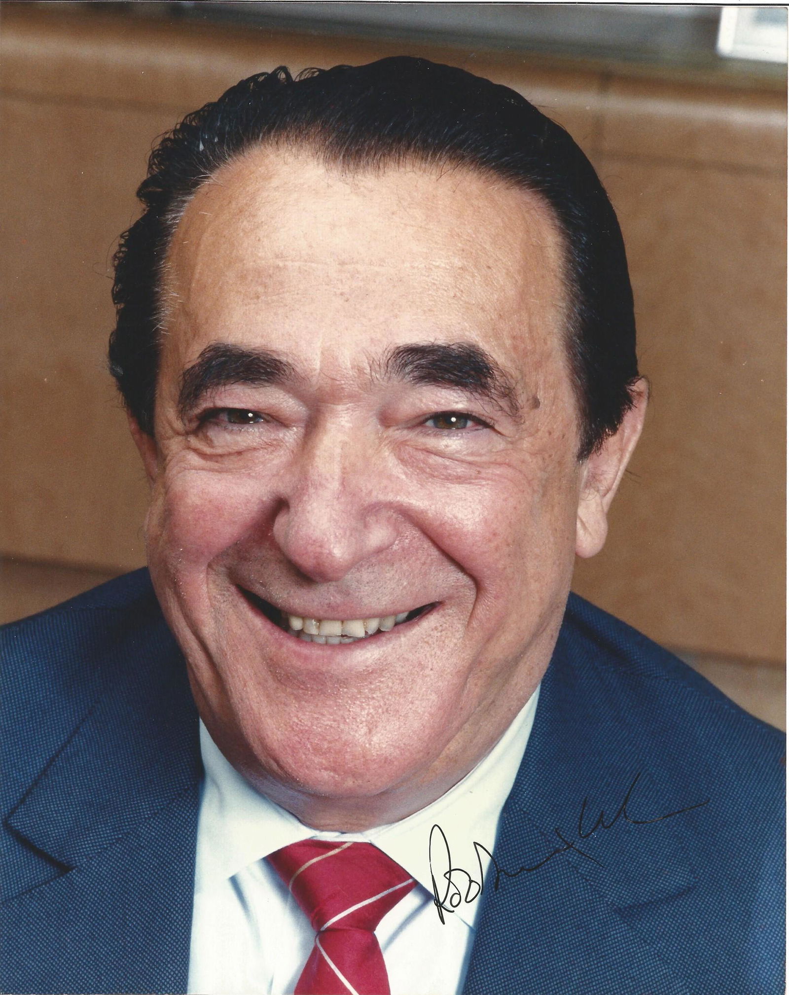 Robert Maxwell signed 10x8 colour photo. Ian Robert (0259) on Feb 11