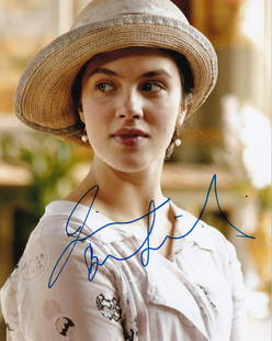 Jessica Brown Findlay Downton Abbey Actress 10x8 inch Signed Photo. Good condition. All autographs: Jessica Brown Findlay Downton Abbey Actress 10x8 inch Signed Photo. Good condition. All autographs come with a Certificate of Authenticity. We combine postage on multiple winning lots and can ship wor