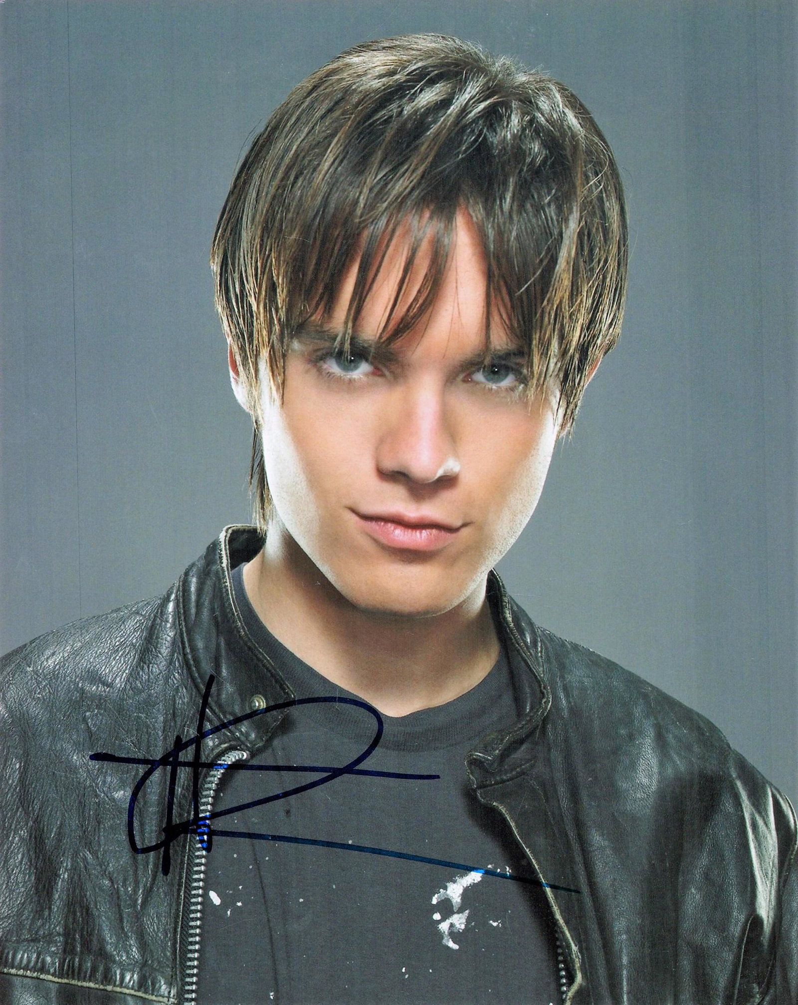 Actor, Thomas Dekker signed 10x8 colour photograph. Dekker (born December 28, 1987) is an American: Actor, Thomas Dekker signed 10x8 colour photograph. Dekker (born December 28, 1987) is an American actor, musician, singer, director and producer. He is known for his roles as John Connor in Terminato