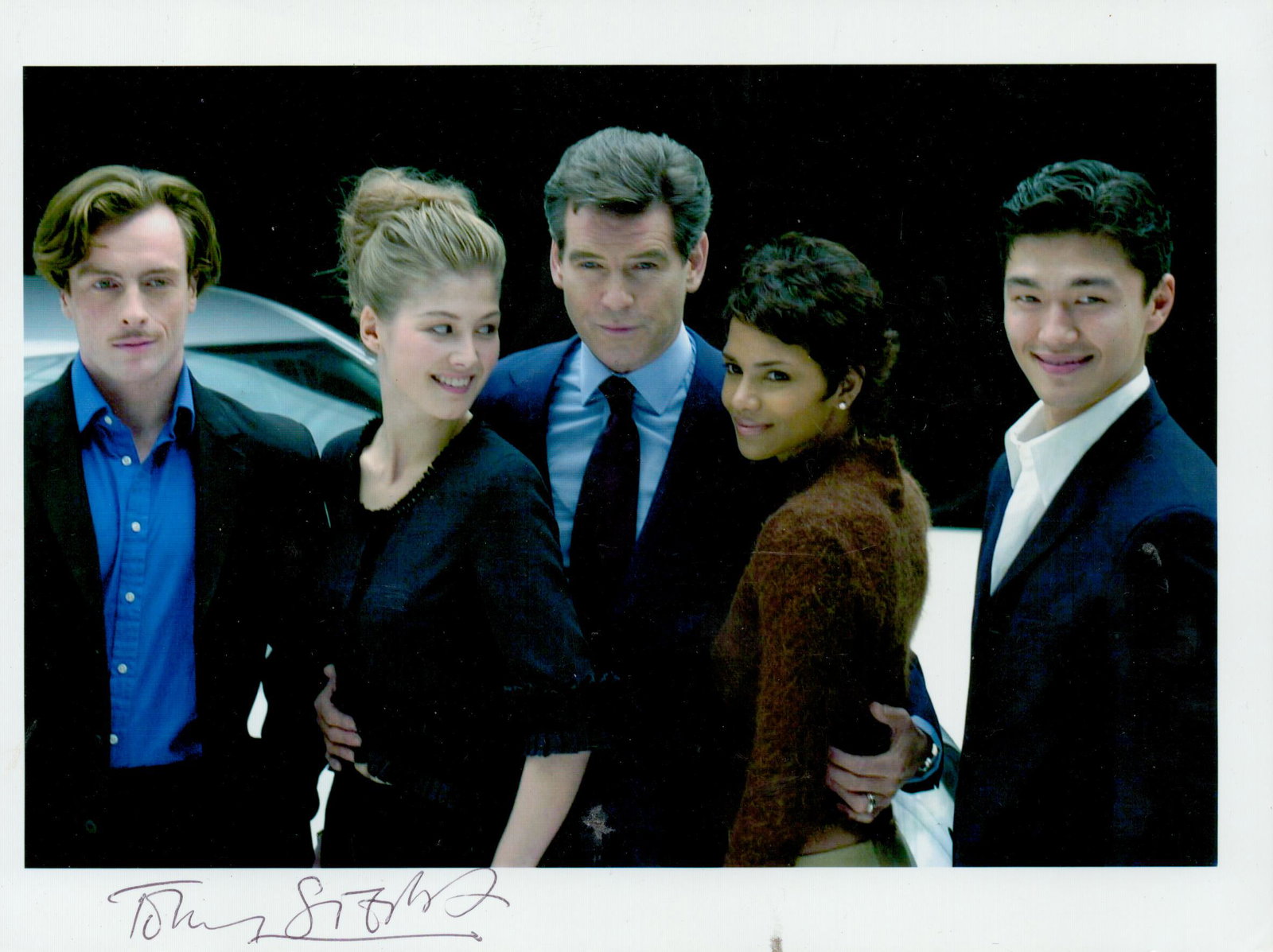 Toby Stephens. James Bond Die another day actor signed 7x5 colour photo. Good condition. All: Toby Stephens. James Bond Die another day actor signed 7x5 colour photo. Good condition. All autographs come with a Certificate of Authenticity. We combine postage on multiple winning lots and can shi