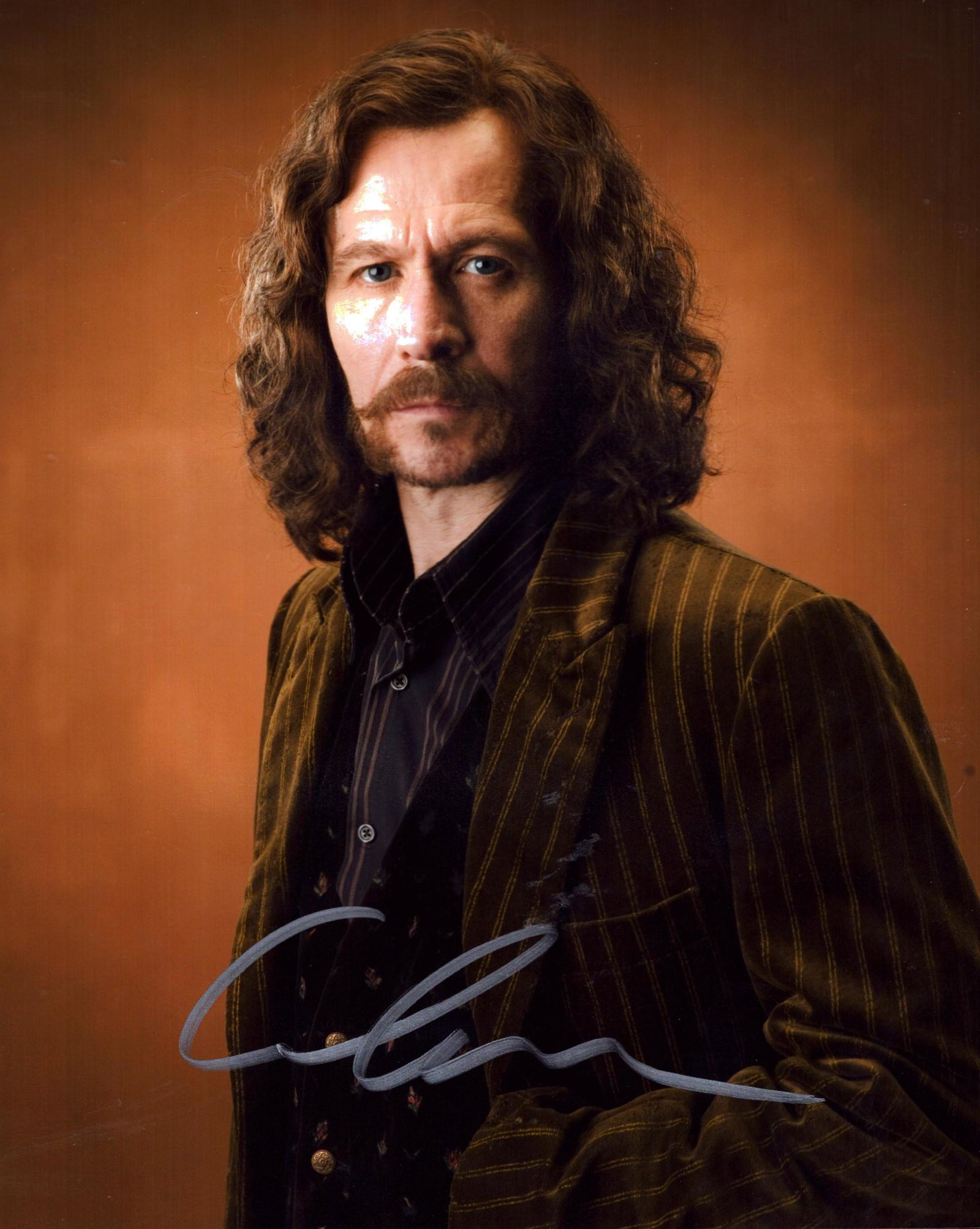 Gary Oldman signed Harry Potter 10x8 colour photo. Gary Leonard Oldman (born 21 March 1958) is an (1 of 1)