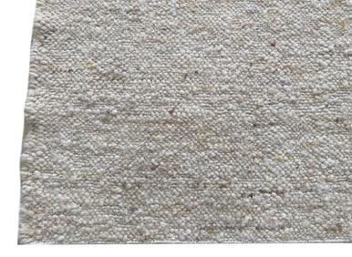 8X10 White Handwoven Natural Raw Wool Rug