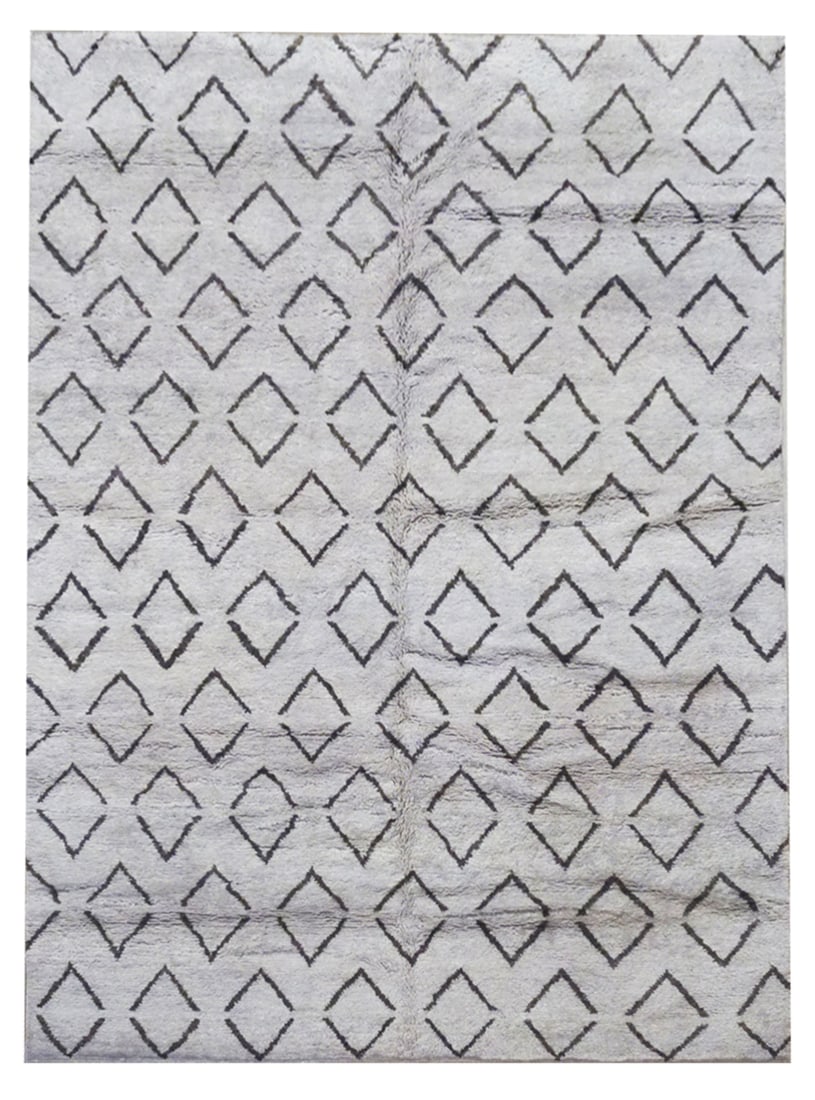 6X9 Beige Moroccan Area Rug: Hand-knotted wool pile on a cotton foundation. Dimensions: 6'2" x 8'8" Origin: India Field Color: Beige Border Color: Beige Accent Colors: Brown SKU: 59.39-12.03.20-6X9-31-AJ157-EAMS