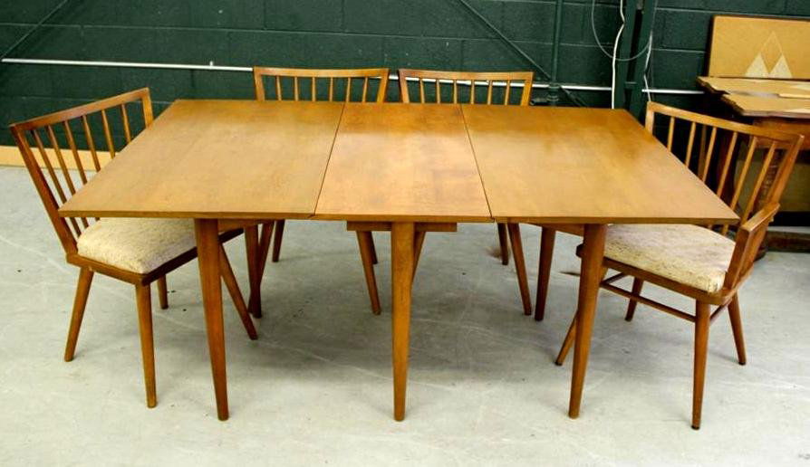 Mid Century Maple Russel Wright Conant Ball Dining: Gorgeous original mid century 1950's-60's Solid Maple Dining Set. Designed by Russel Wright for Conant Ball Furniture Company. Gorgeous Drop leaf table with four fold out legs & two large drop leaves.