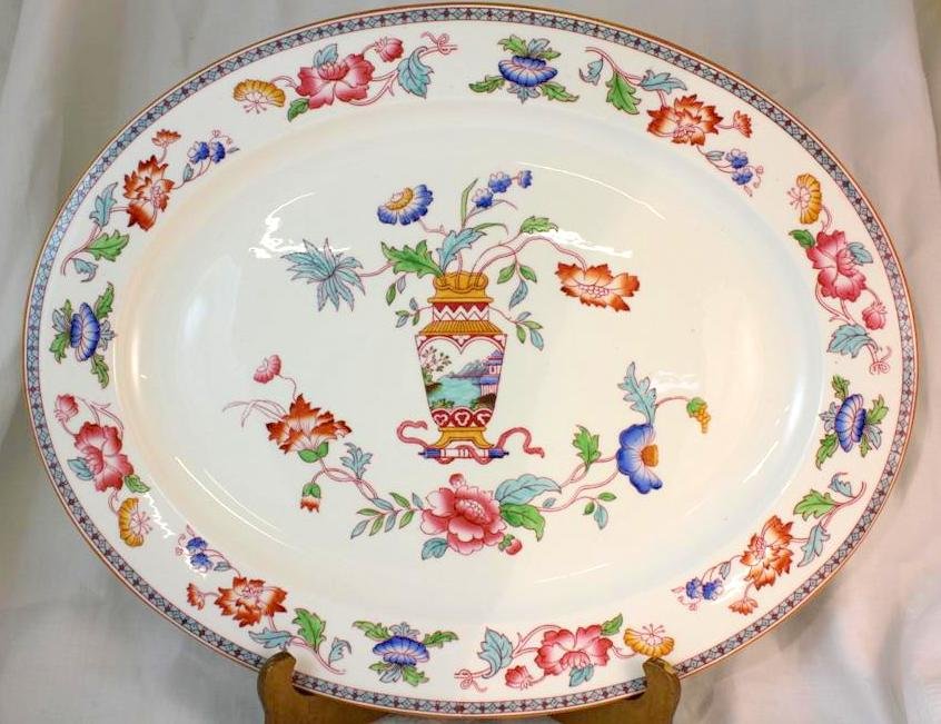Brownfield Staffordshire Ironestone Oriental Platte: A beuatiful Large Japanesque or Chinese Oriental motif platter. Made Circa 1880's by the famous Brownfield & Son company in Staffordshire. Made of beautiful ironstone. It is decorated with a transfer 