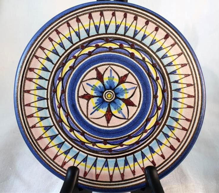 Stefano Italian Art Pottery Painted Tile Trivet: very pretty Italian Art Pottery trivet hot plate. Beautifully hand painted in polychrome colors with floral design. Signed Stefano on the b5-1/2"