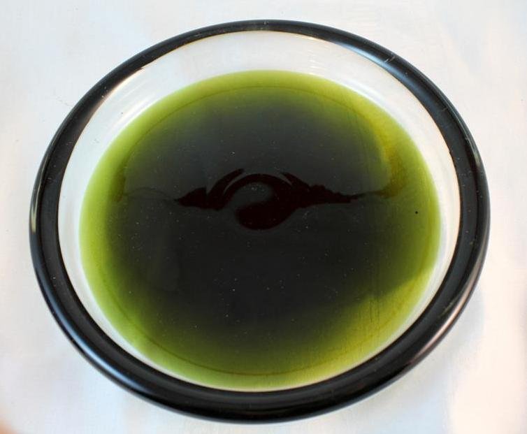 Mid century Modern Art Glass Dish Bowl Ashtray Sign: Nice Mid Century Vintage Modenrist style art glass. Murano/Scandinavian style. Signed on the bototm with what looks like Vichams. Green and crystal colored glass shallow bowl. Measures 6" by 2"