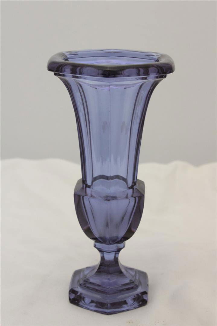 Fine Moser Alexandrite Crystal Glass Flared Vase: Very fine Art Glass vase. Made by the Moser Glass factory in Czechoslovakia. Made in there Scarce Alexandrite colored high lead crystal glass. Fabulous colors which change shading depending on light.