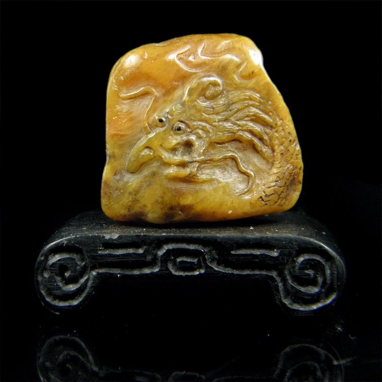 Old Yellow Soapstone Carving: Old Yellow Soapstone Carving with dragon motif , Qing Dynasty ,size: 2 X 2.1 X 1.4 CM