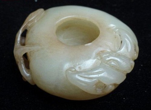 Old Chinese White Jade Brush Washer: Old Chinese White Jade Brush Washer carved with bat and leaf motif , late Qing period , size: