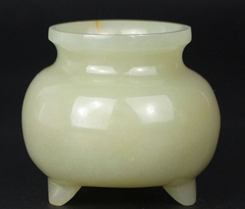 Old Chinese White Jade Brush Washer: Old Chinese White Jade Brush Washer , late Qing period , size: 5.2 X 4.4 CM