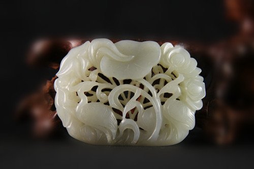 Fine Old Chinese White Jade Carving: Fine Old Chinese White Jade Open Work Carving with double cranes motif , Qing Dynasty , size: 6 X 4.3 X 1.1 CM