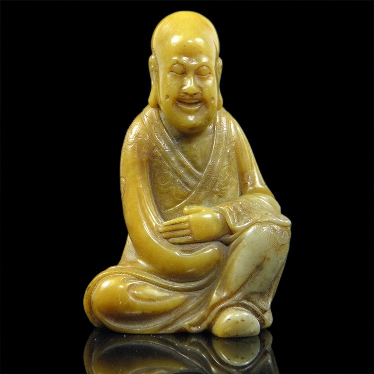 Fine Old Chinese Soapstone Luohan Carving: Fine Old Chinese Soapstone Luohan Carving , pre 1920 , size: 6.5 X 4.4 X 2.5 CM