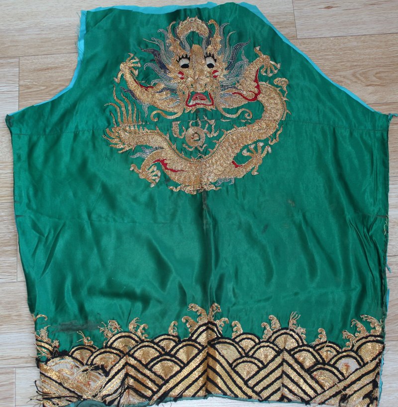 Fine Antique Chinese Embroidery Dragon Panel (1 of 5)