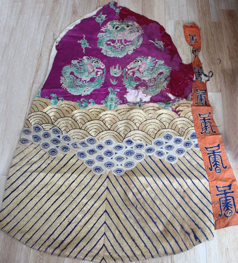 Fine Antique Chinese Embroidery lion Design Panel (1 of 10)