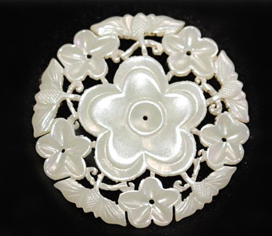 Fine Old Chinese Nephrite Jade Carved Round Plaque (1 of 3)