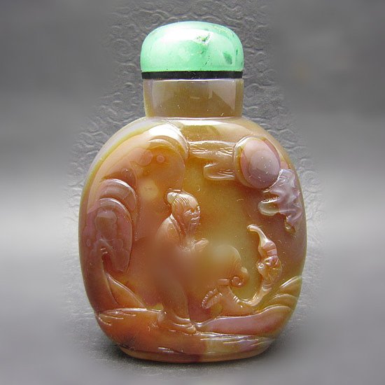 Fine Vintage Chinese Agate Carved Snuff Bottle (1 of 8)