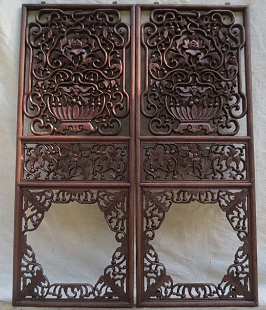 Fine Old Chinese Hardwood Carved Window Panel: Fine Old Chinese Hardwood Carved Window Panel with Hulu and Basket motif , Late Qing period , size: 97 X 38 X 1.8 CM