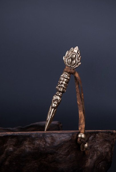 Fine Old Tibetan Bronze Celestial  Instrument Pendant (1 of 6)