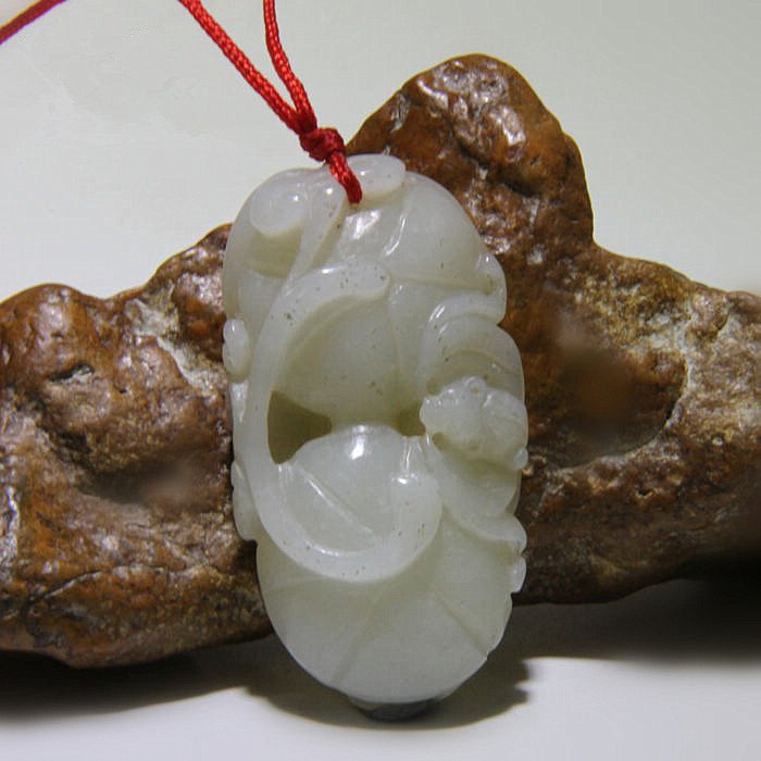 Fine Old Chinese Nephrite Jade Pendant (1 of 3)