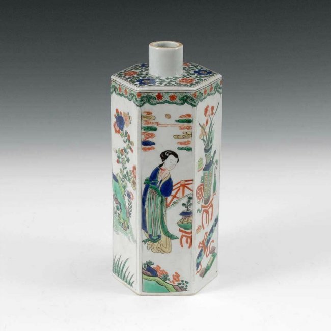 Fine Old Chinese famille Verti Wucai Hexagonal Vase (1 of 9)