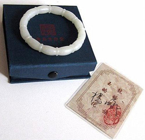 Fine Vintage Chinese Mutton Fat White Jade Bangle (1 of 1)