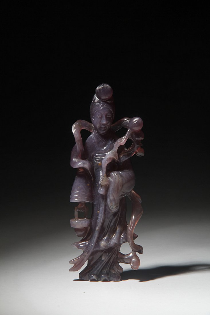Fine Old Chinese Purple Agate  Lady  Carving (1 of 5)