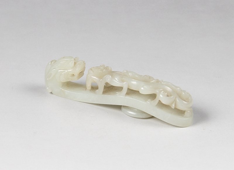 Fine Old Chinese White Jade Carved Dragon Hook (1 of 5)