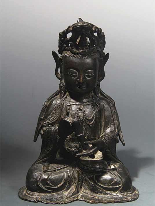 Chinese Ming Dynasty bronze Guanyin Statue (1 of 5)