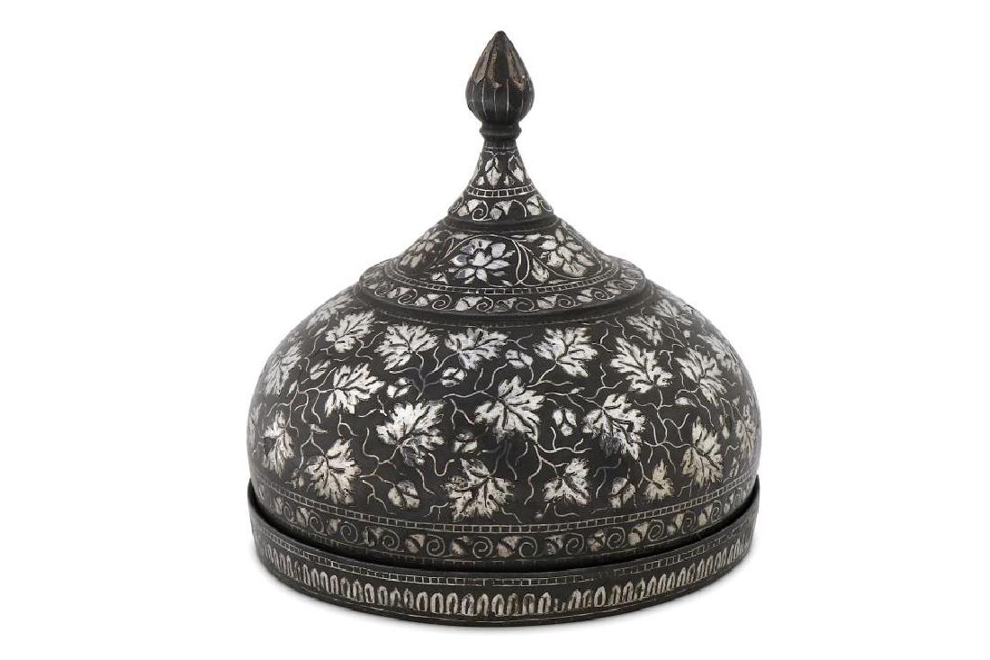 A BIDRI SILVER-INLAID LIDDED SPICE TRAY (PANDAN) (1 of 5)