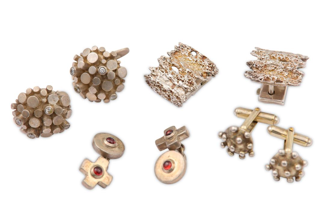 A group of cufflinks (1 of 1)